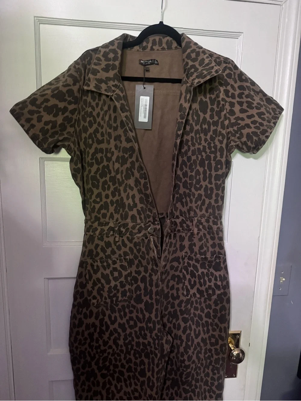 Nasty Gal Brown Leopard-Print Short-Sleeve Wide-Leg Jumpsuit - Picture 4 of 4